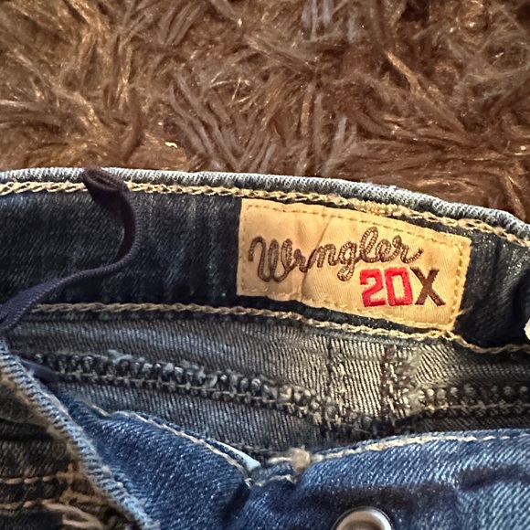 Twenty x infants size 1t with adjustable waist. - Picture 4 of 6